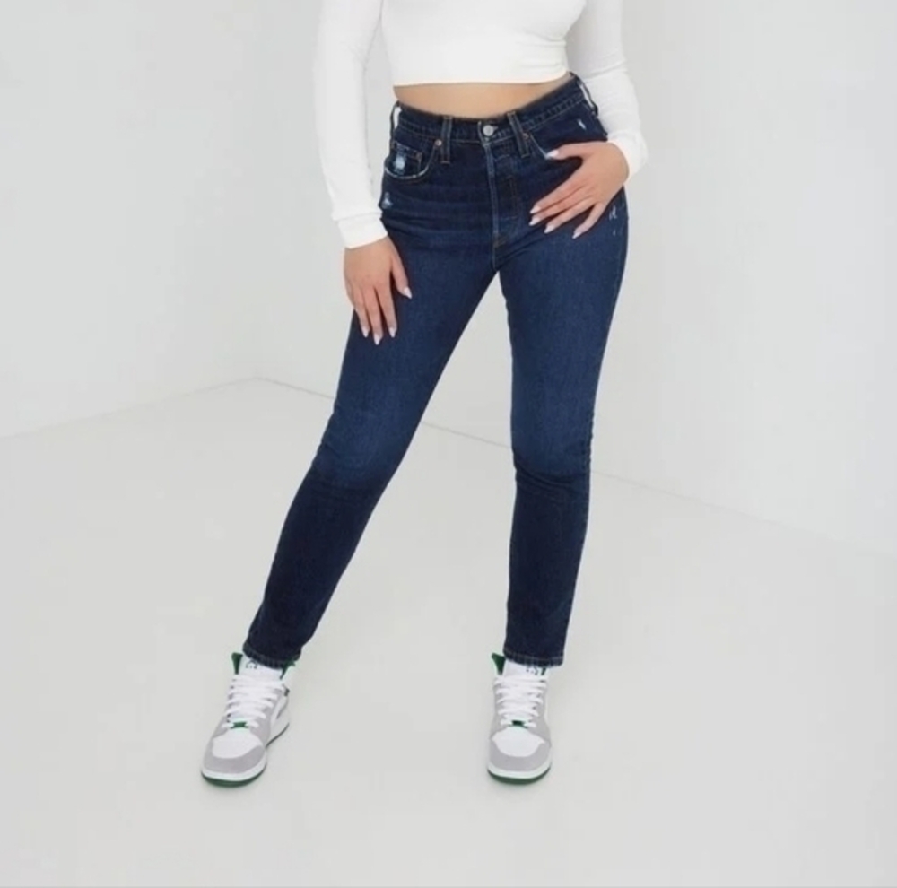 [NWOT] Levi's 501 Skinny-Fit Jeans in colour Salsa Authentic